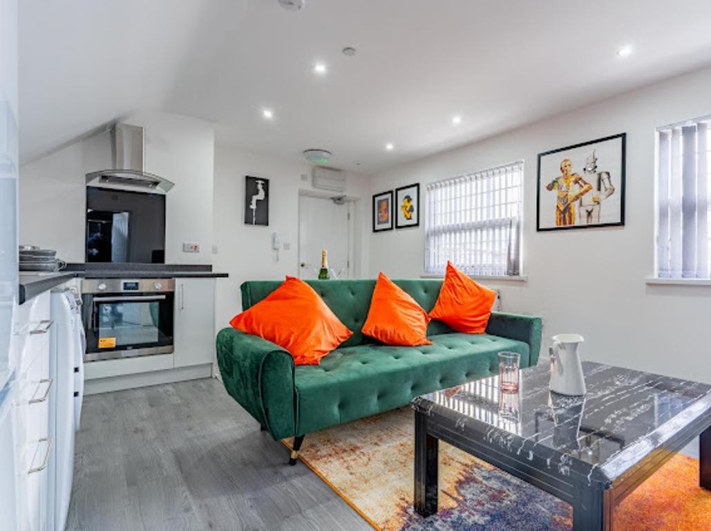 Cool Top Floor Apartment Very Near Birmingham Centre Kültér fotó