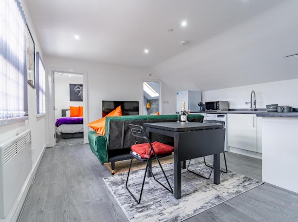Cool Top Floor Apartment Very Near Birmingham Centre Kültér fotó